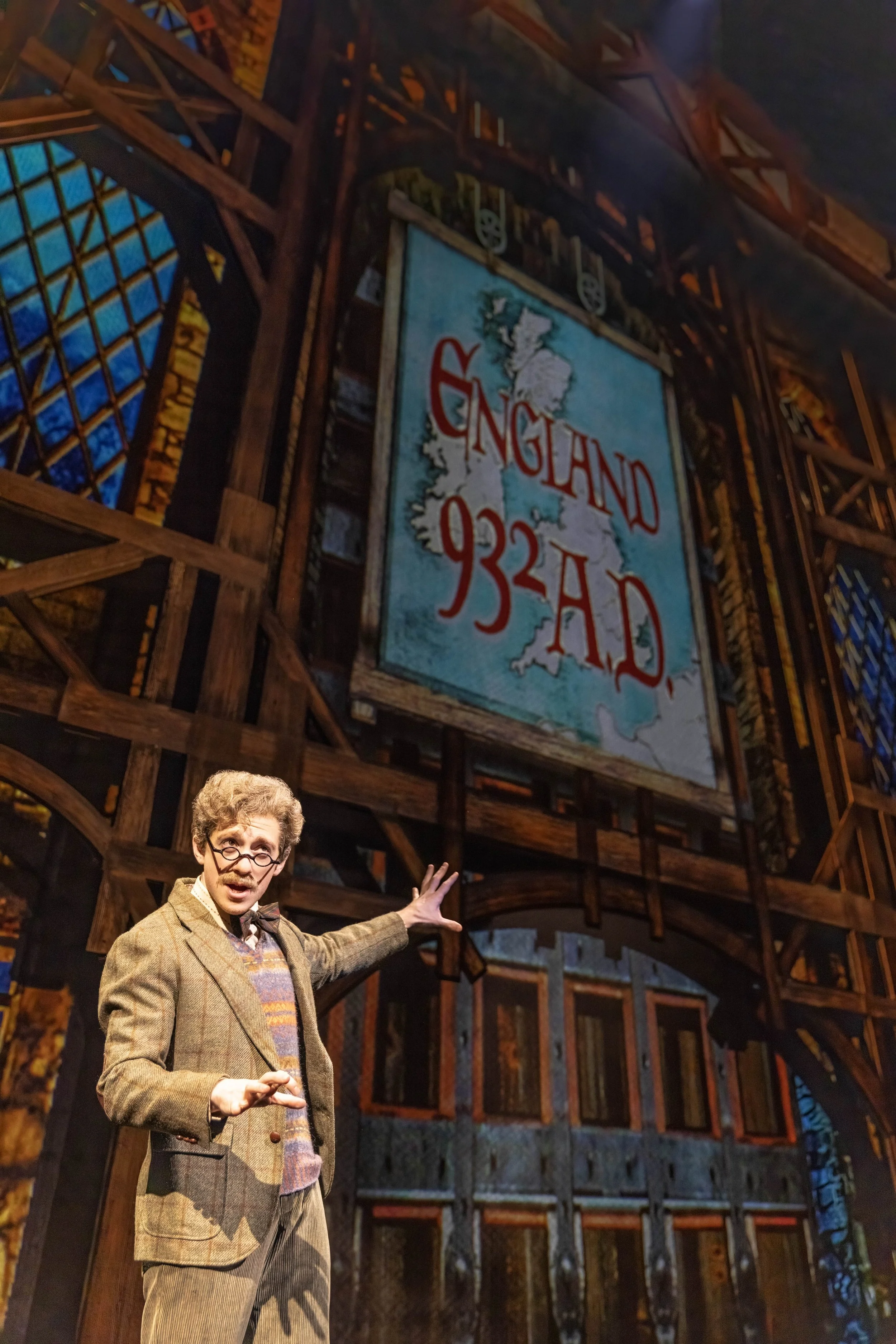 9_SPAMALOT_Credit_Matthew_Murphy_Evan_Zimmerman copy.jpg
