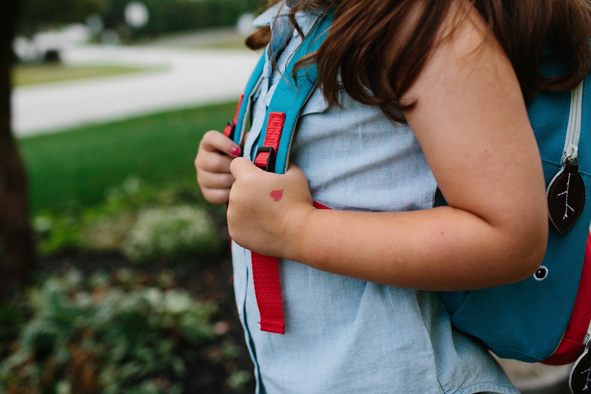 KellyLappPhotography_documentaryfamilyphotography_firstdayofschool_18.JPG