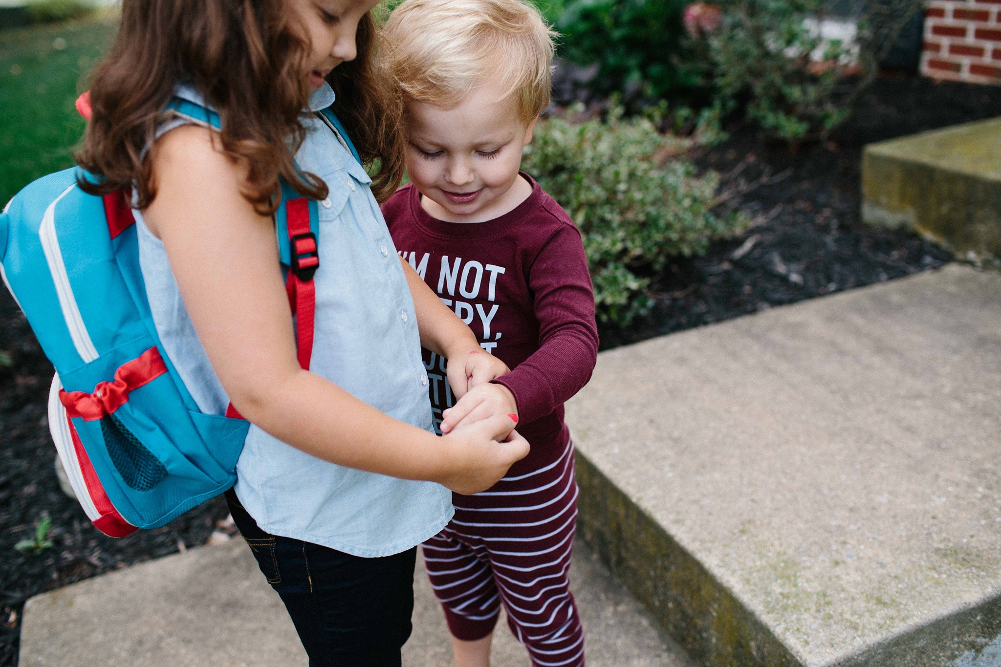 KellyLappPhotography_documentaryfamilyphotography_firstdayofschool_22.JPG