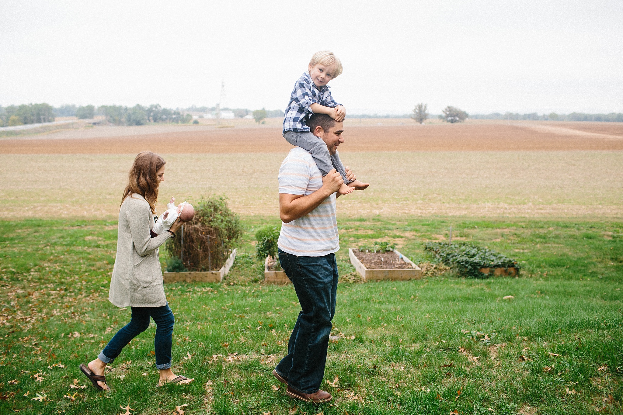 KellyLappPhotography_documentaryfamilyphotography_farmlife_18.JPG