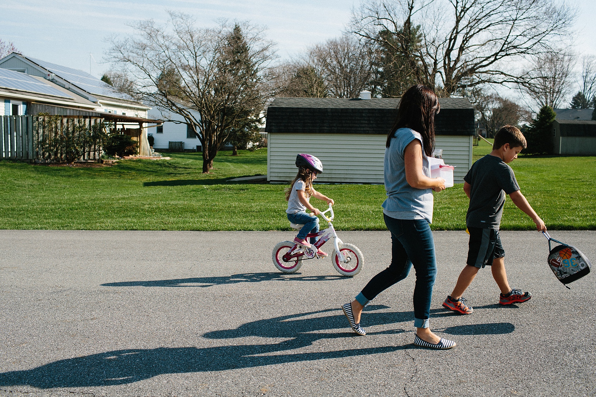 KellyLappPhotography_familyphotojournalism_BookFamily_06.JPG