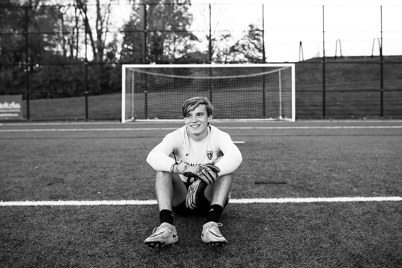 senior session with a soccer player means hanging out on the turf field for a while to document him doing what he loves🔥