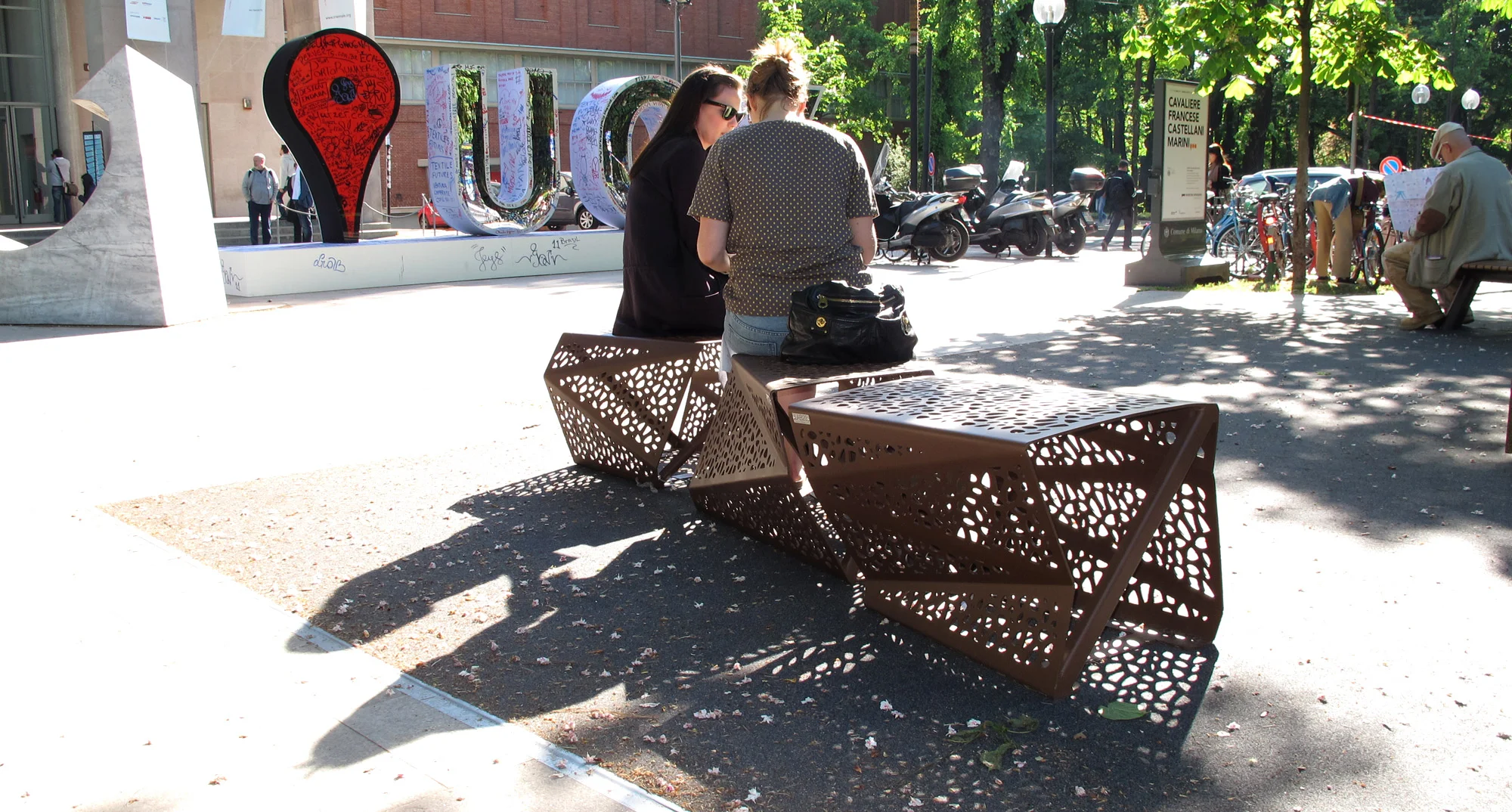 stephane-chapelet-design-TRIENNALE-2011_05.jpg