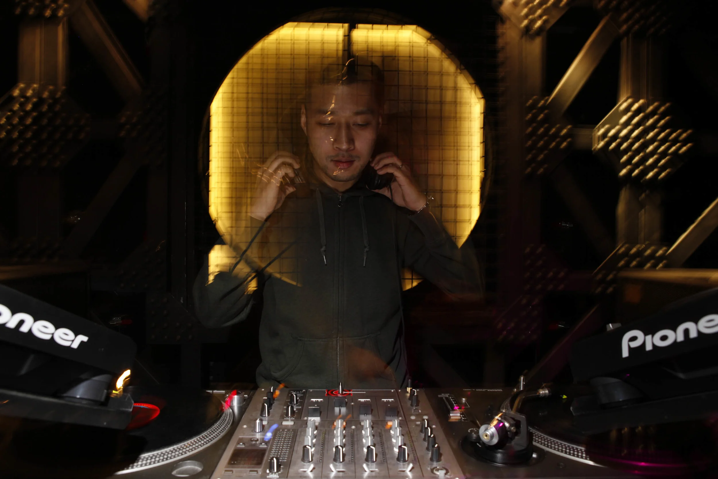  Eddie Lv at his party The Loop in Beijing, December 2014. 