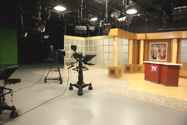 Tv broadcast Ctr._07_12_011-9.jpg