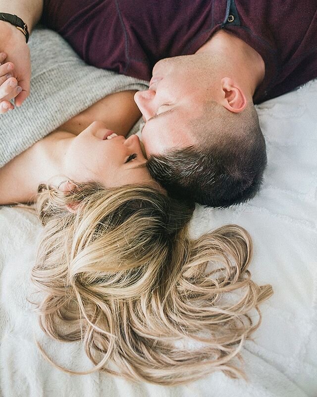 Happy Valentines ❤️ .
.
.
.

#valentinesday #valentinesdayengagement #winterengagement  #indoorengagement #engagementphotos #fallphotos #hamiltonengagement #burlingtonengagement #ancasterphotographer #torontoON #torontoengagement #torontoweddingphoto