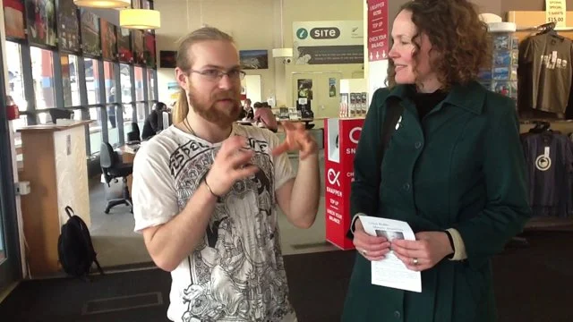 Broker Helen Kirlew Smith and artist Tomas Richards introduce Urban Bodies