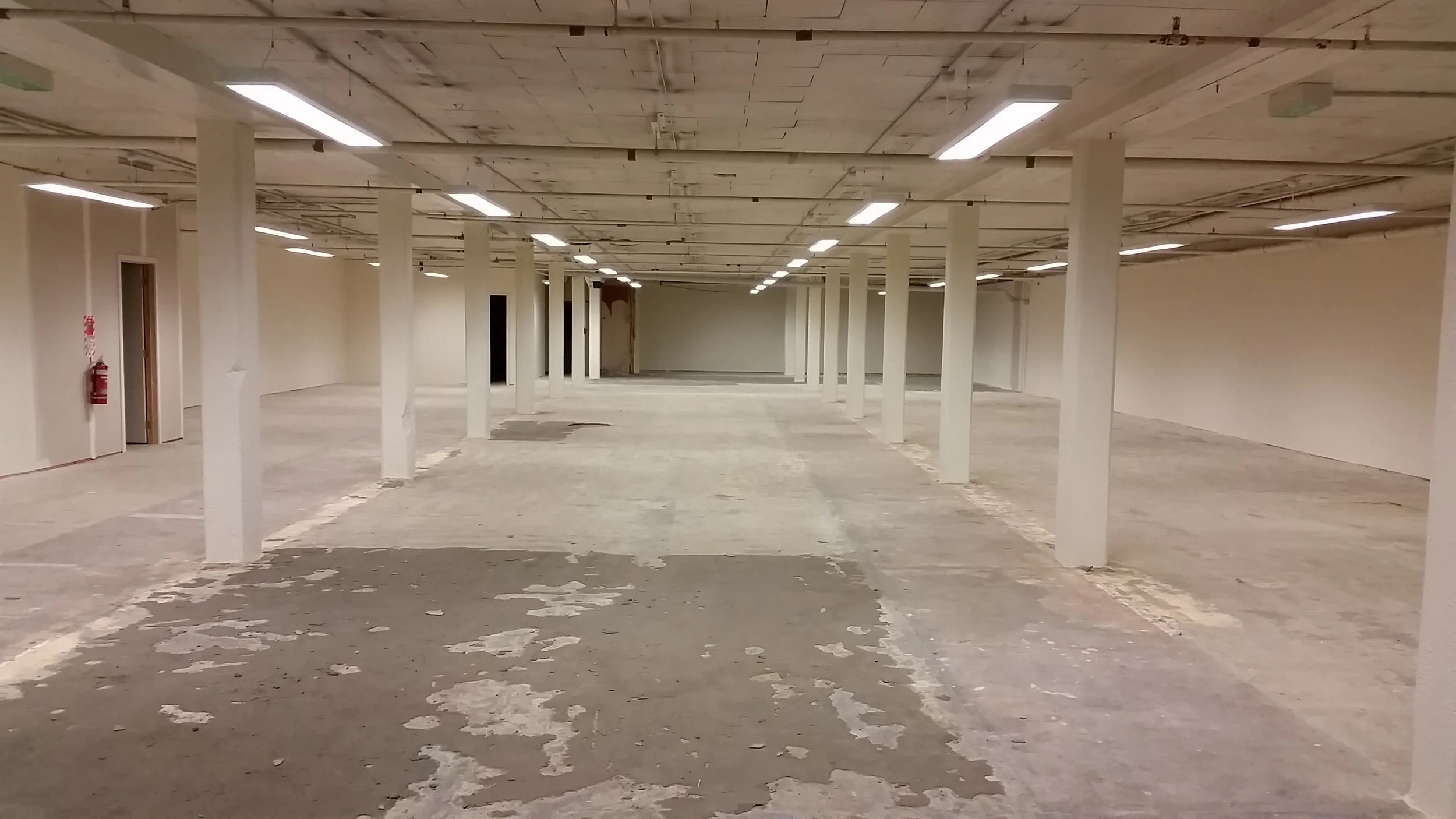 Underground Market.jpg