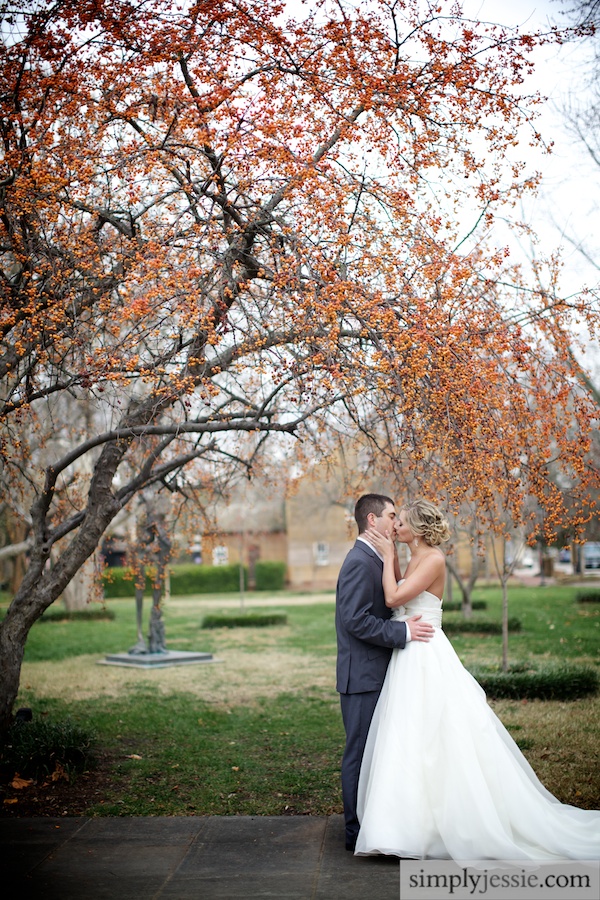 Romantic Wedding Photography - Simply Jessie Photography
