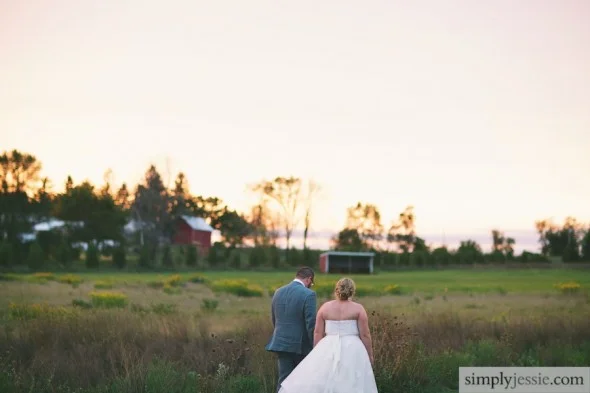 Illinois sunset with bride&groom