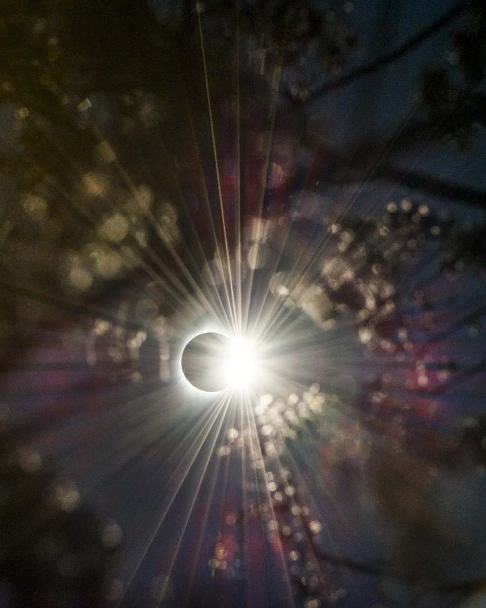 EclipseKissFlattened.jpg