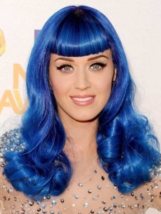 katy-perry-blue-hair-226x300.jpg