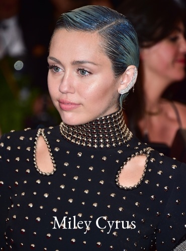 miley-cyrus-blue-hair-met-gala.jpg