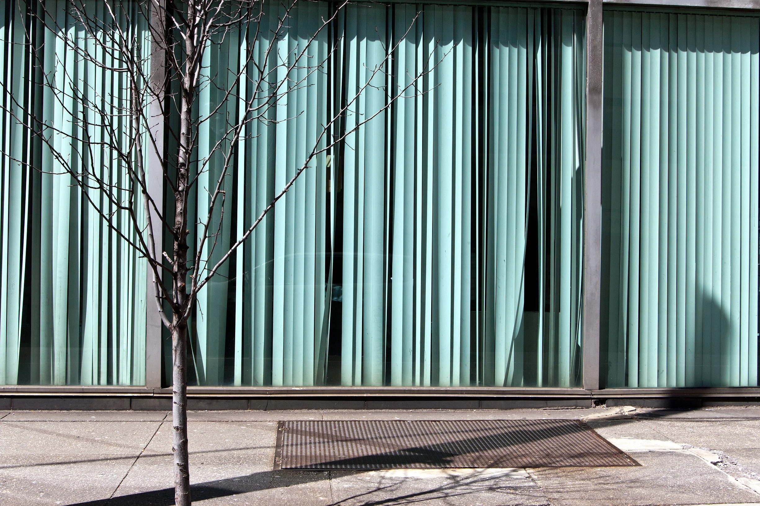  Elizabeth, New Jersey  March, 2011  © 2011 Philip R. Cloutier / No re-use without permission 