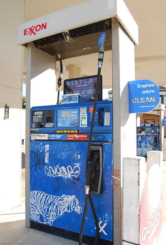 How It Works — DISPENSER SHIELD® Graffiti & UV Protection