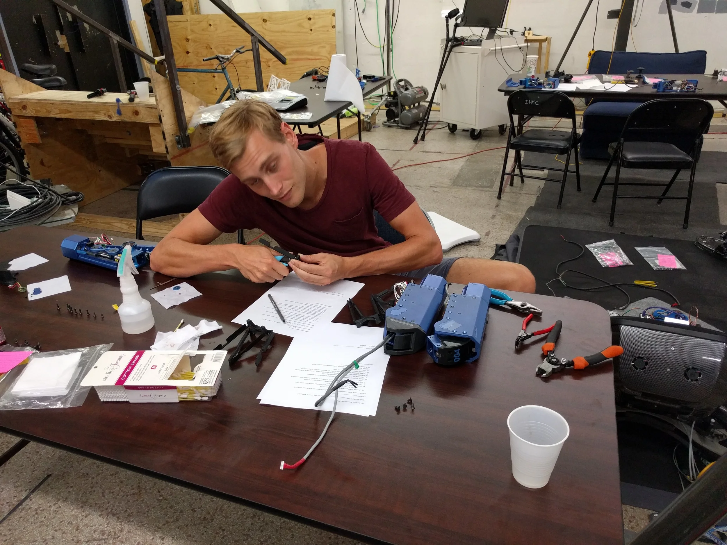 Koen trying to stay away as he reassembles the actuators.