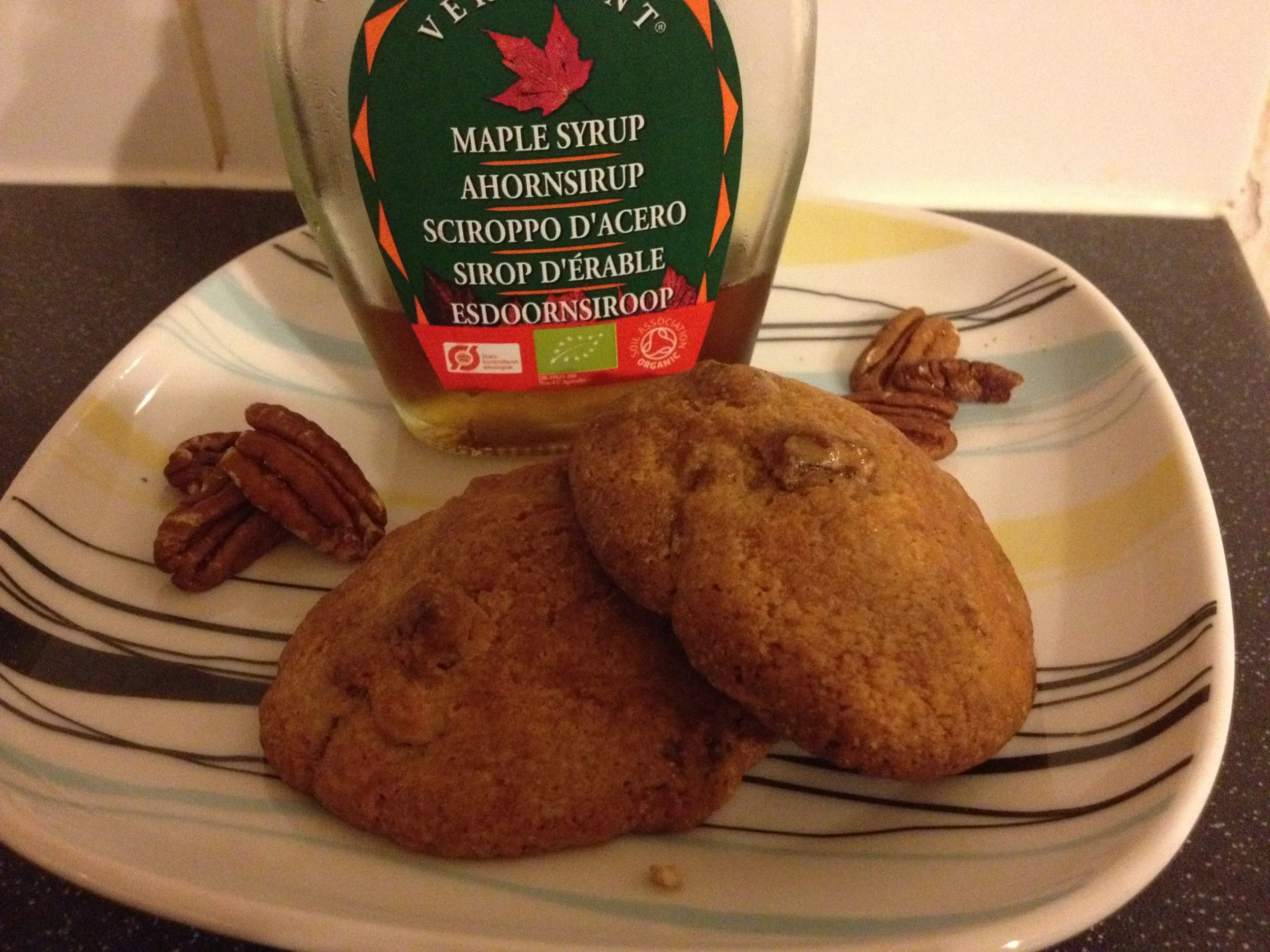 Maple glazed cookies
