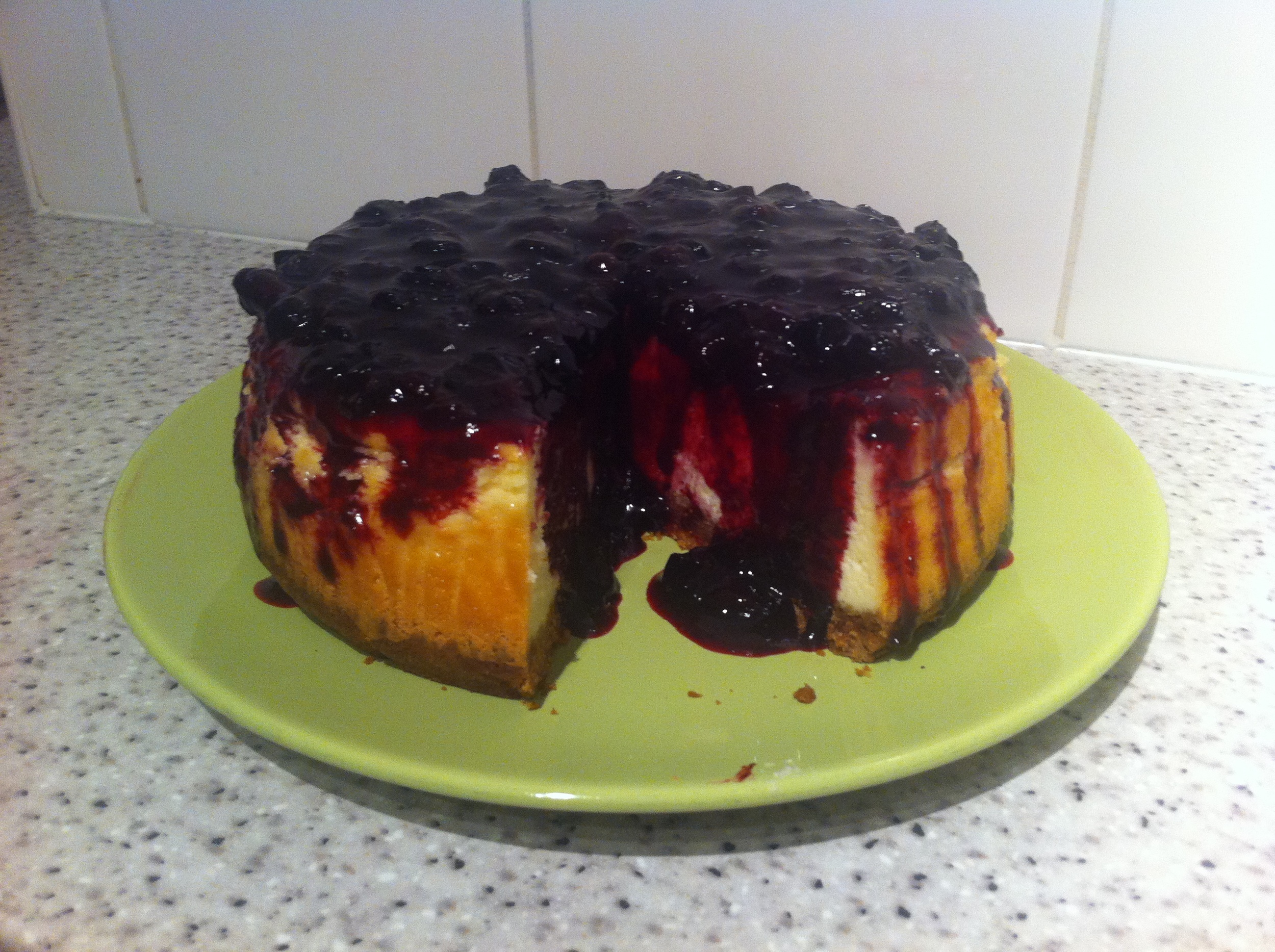 Blueberry baked cheesecake