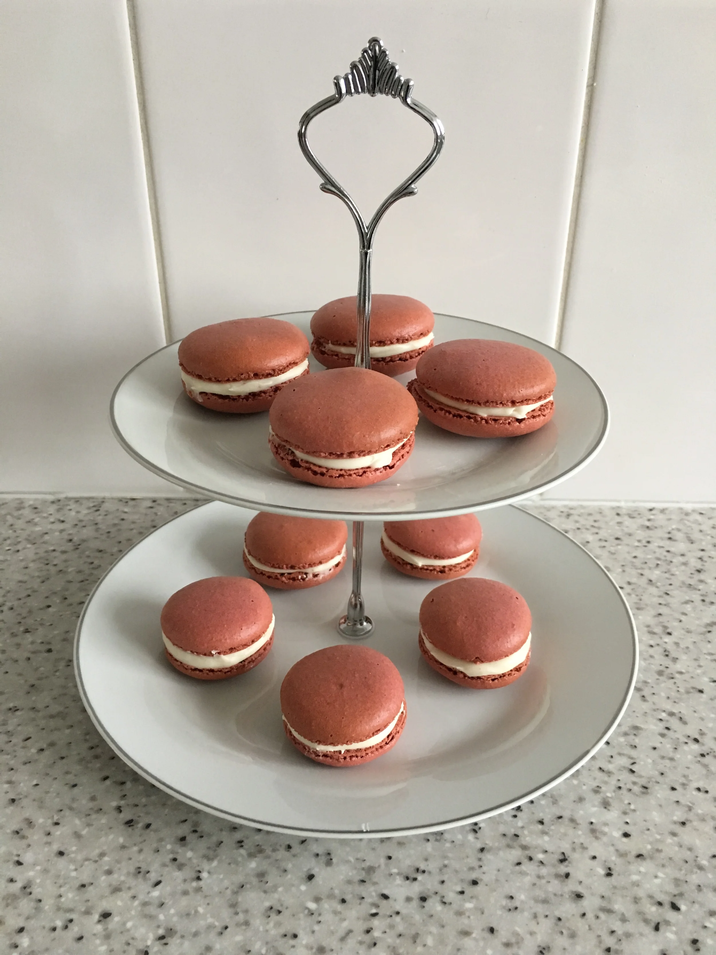 Red velvet macarons