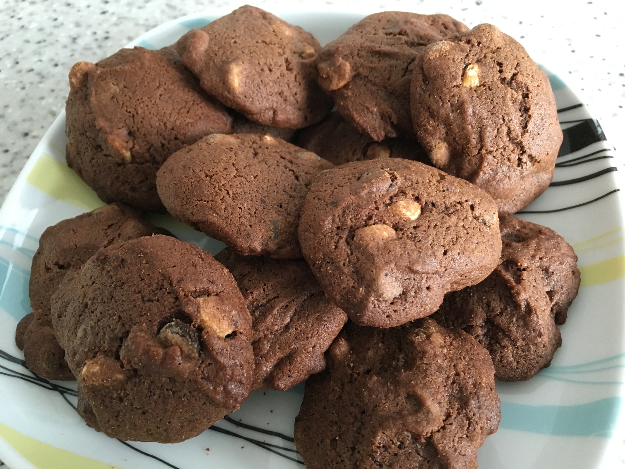 Chocolate and sour cream cookies
