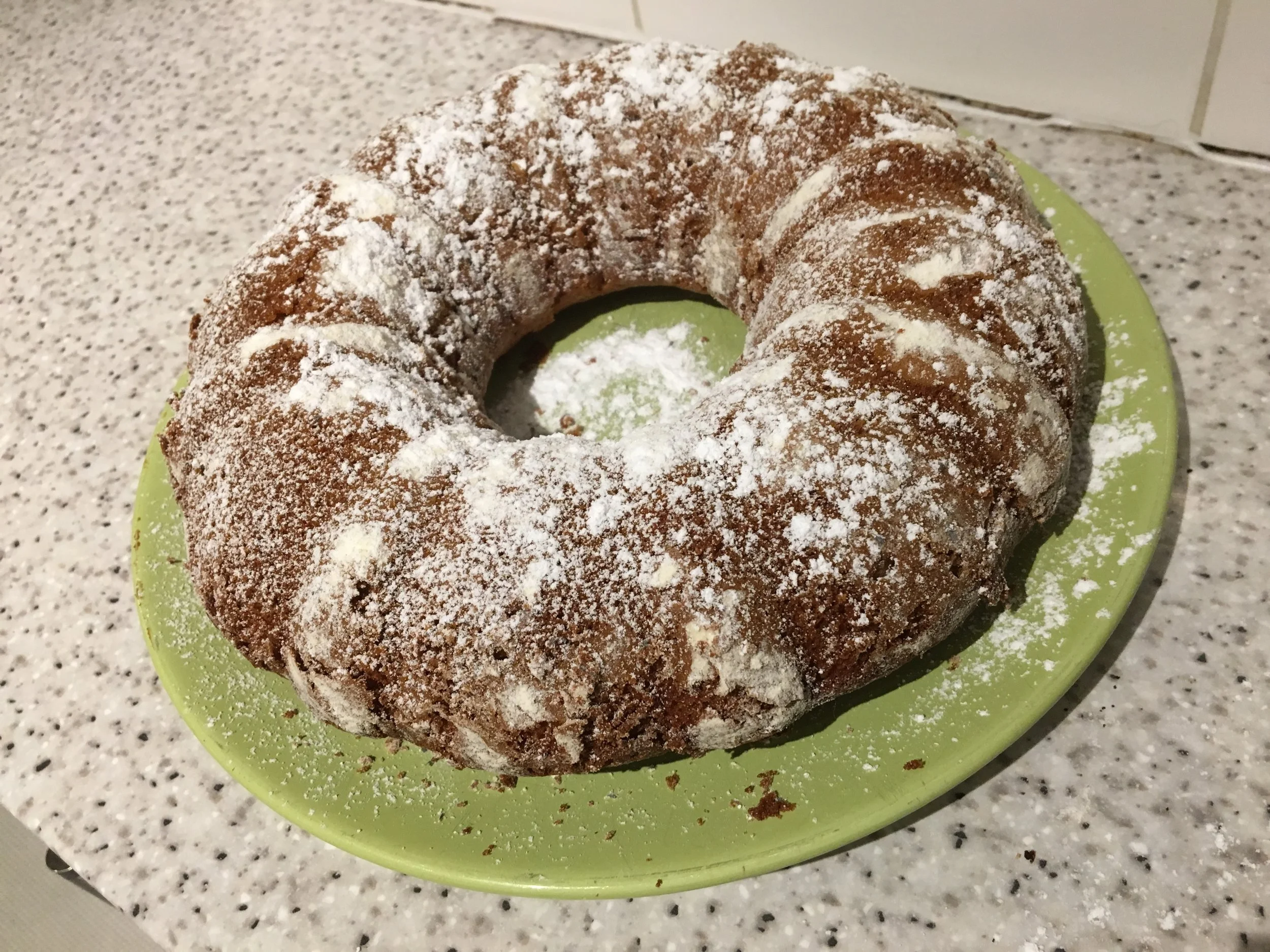 Honey bundt cake