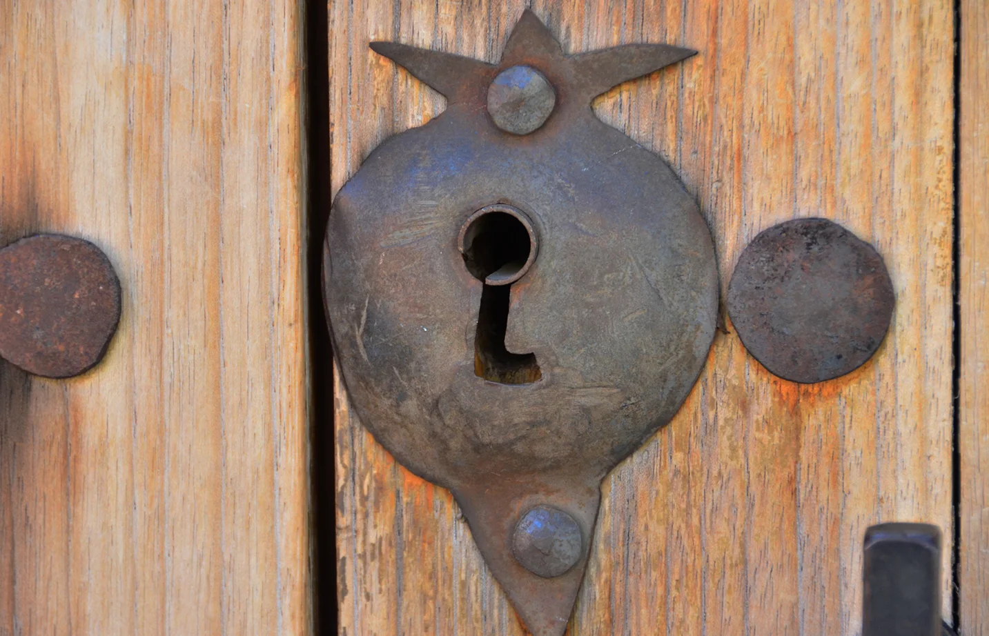 Iron Keyhole