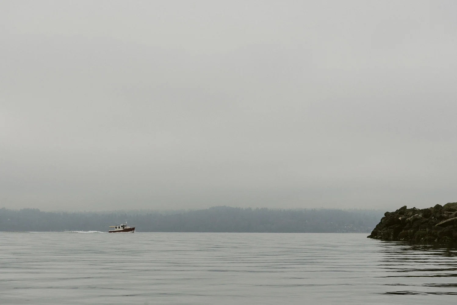 I continued my paddling and saw some people out for a New Year's boat ride.