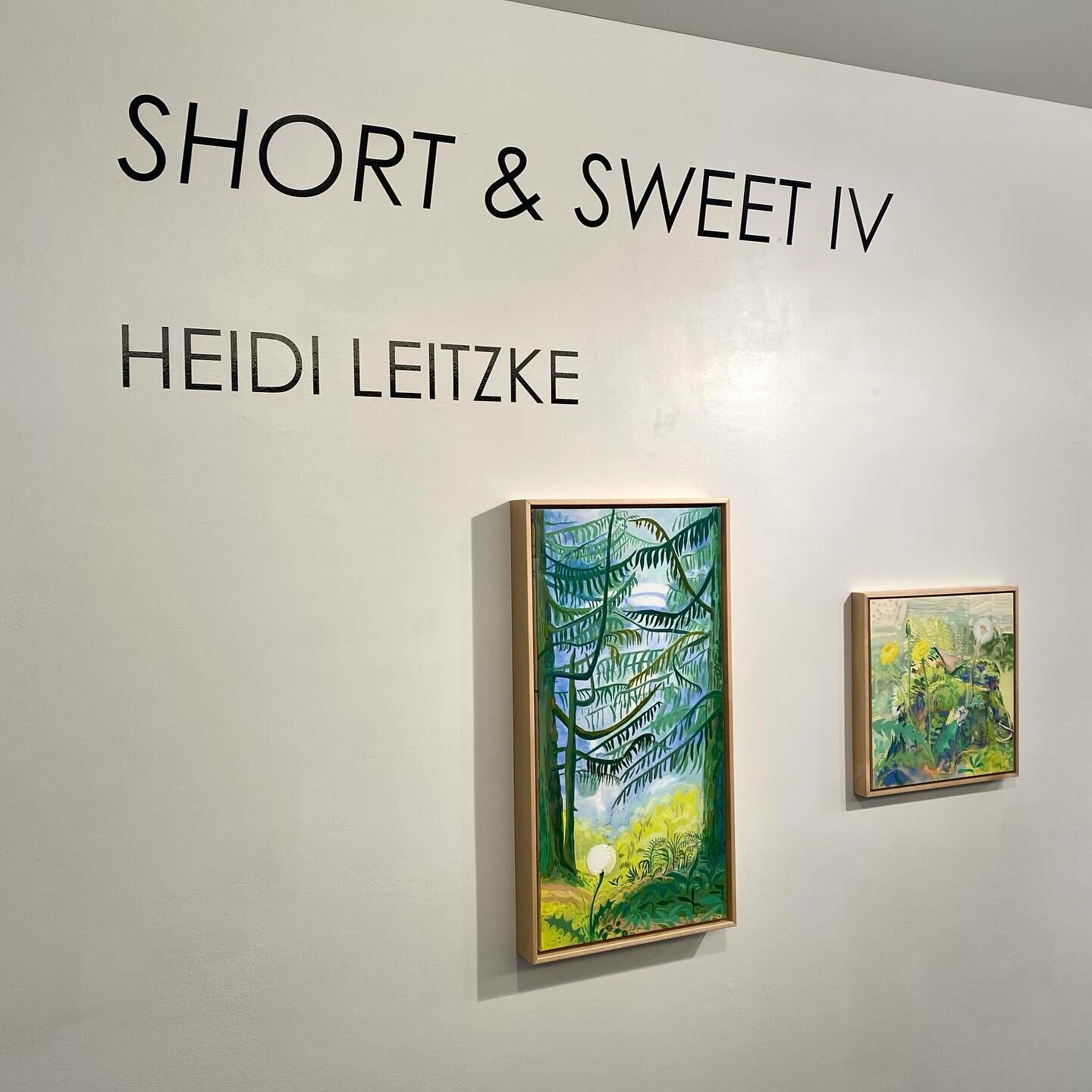 &lsquo;Short &amp; Sweet IV&rsquo; reception at Gross McCleaf Gallery 💚 Many thanks to all the lovely folks who came by to say hi and see the art. So happy to see the thoughtful install and show alongside Marilyn Holsing and her fantastic floral pai