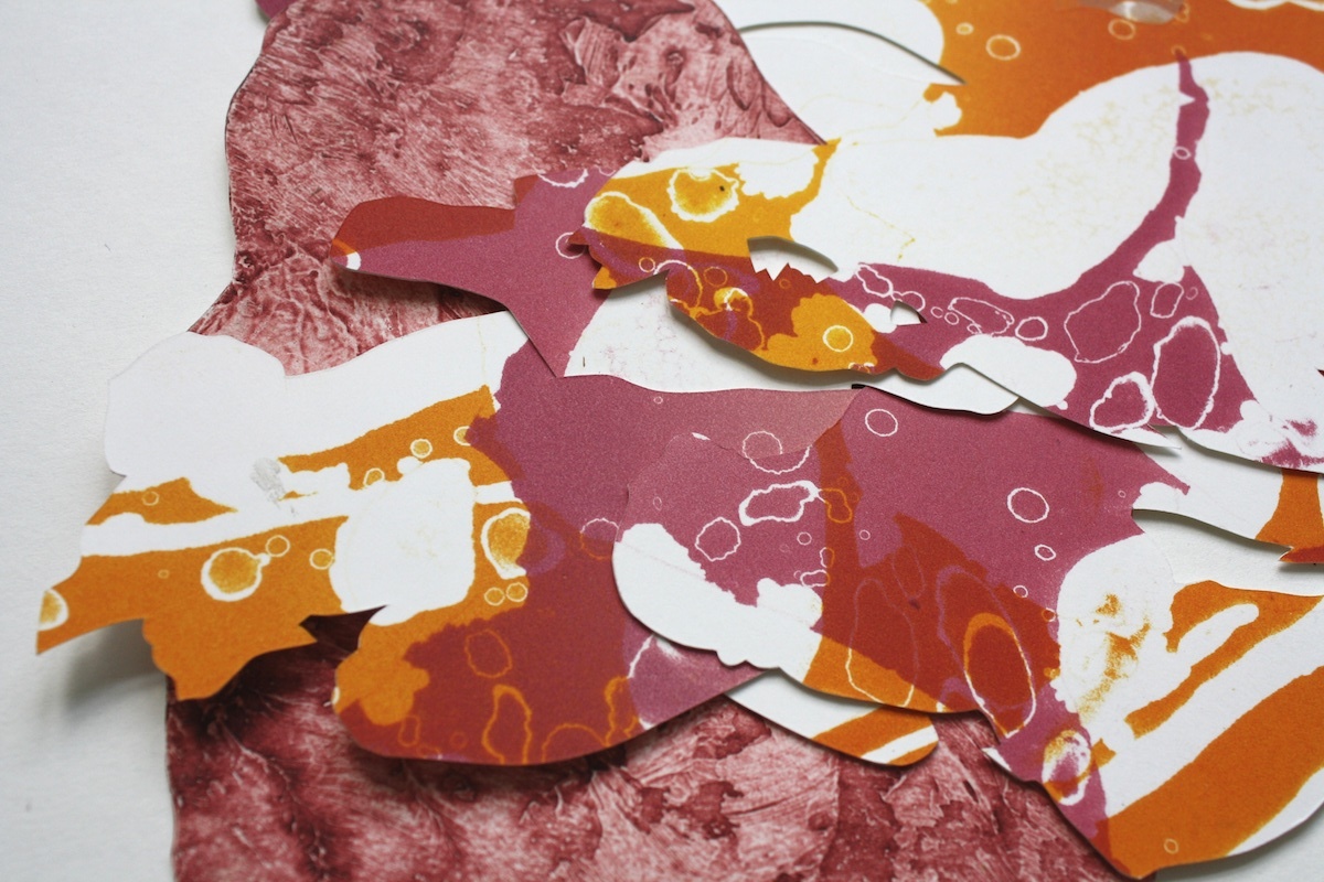 (detail)