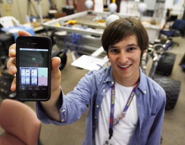This summer was Avron's third at JPL. He started after his junior year at North Hollywood High School, and is now entering his sophomore year at Purdue University, where he studies electrical engineering. Avron (Class of '09) was a member of NoHo's FIRST Robotics team.