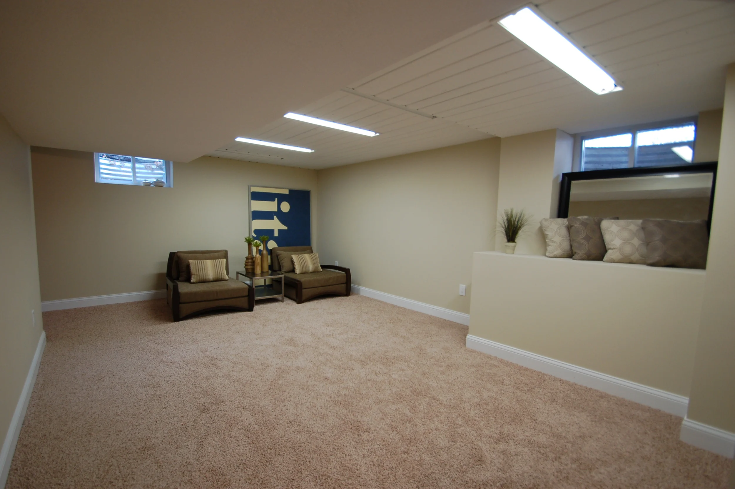 FamilyRoom.jpg