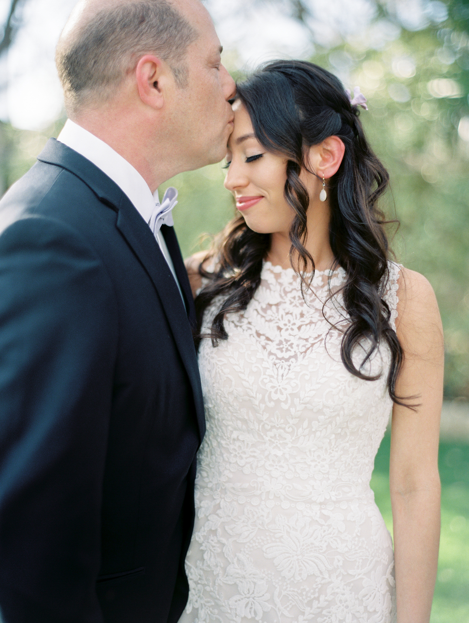 Hummingbird-House-Wedding-M-M-165.png