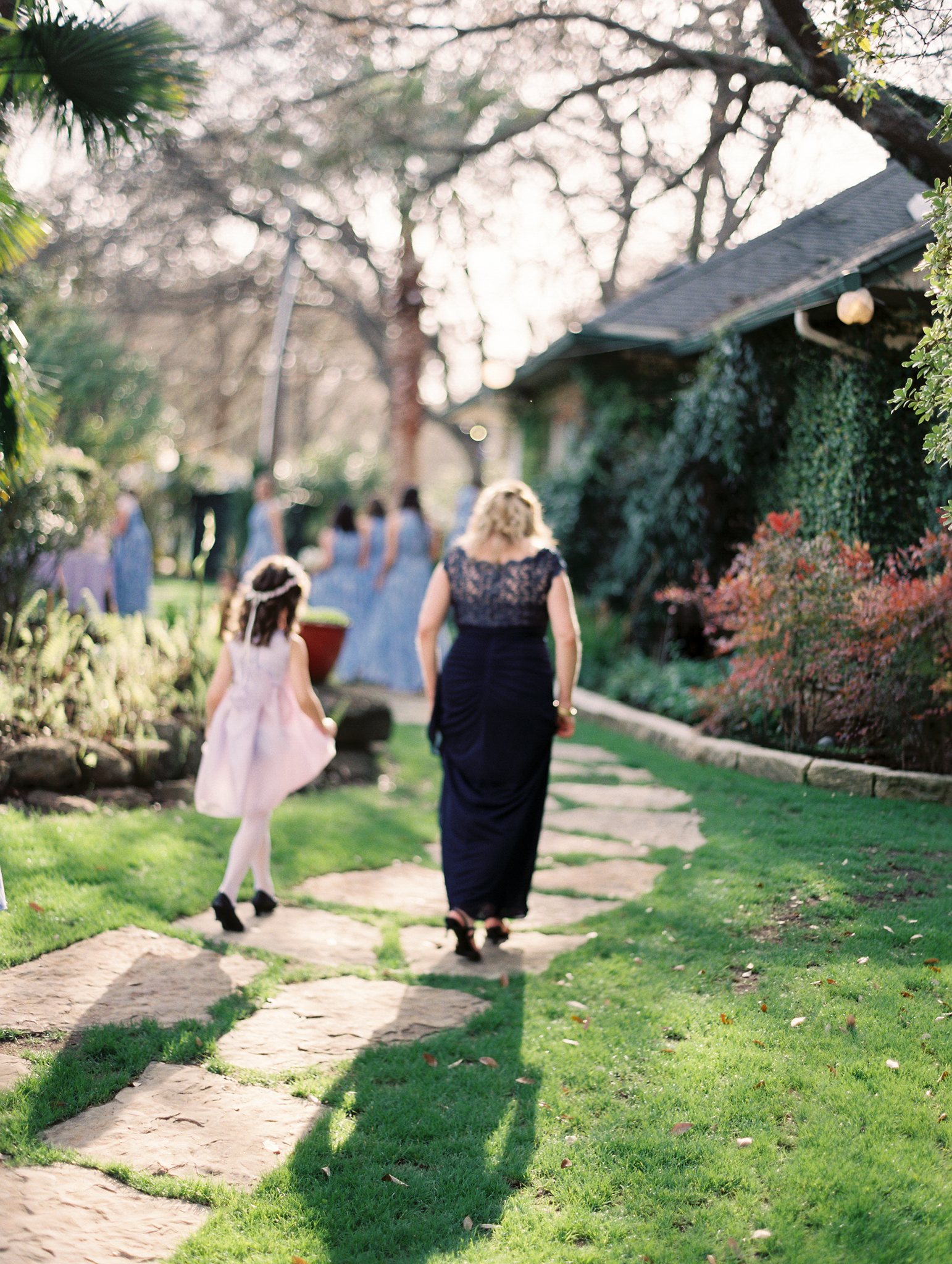 Hummingbird-House-Wedding-M-M-282.png