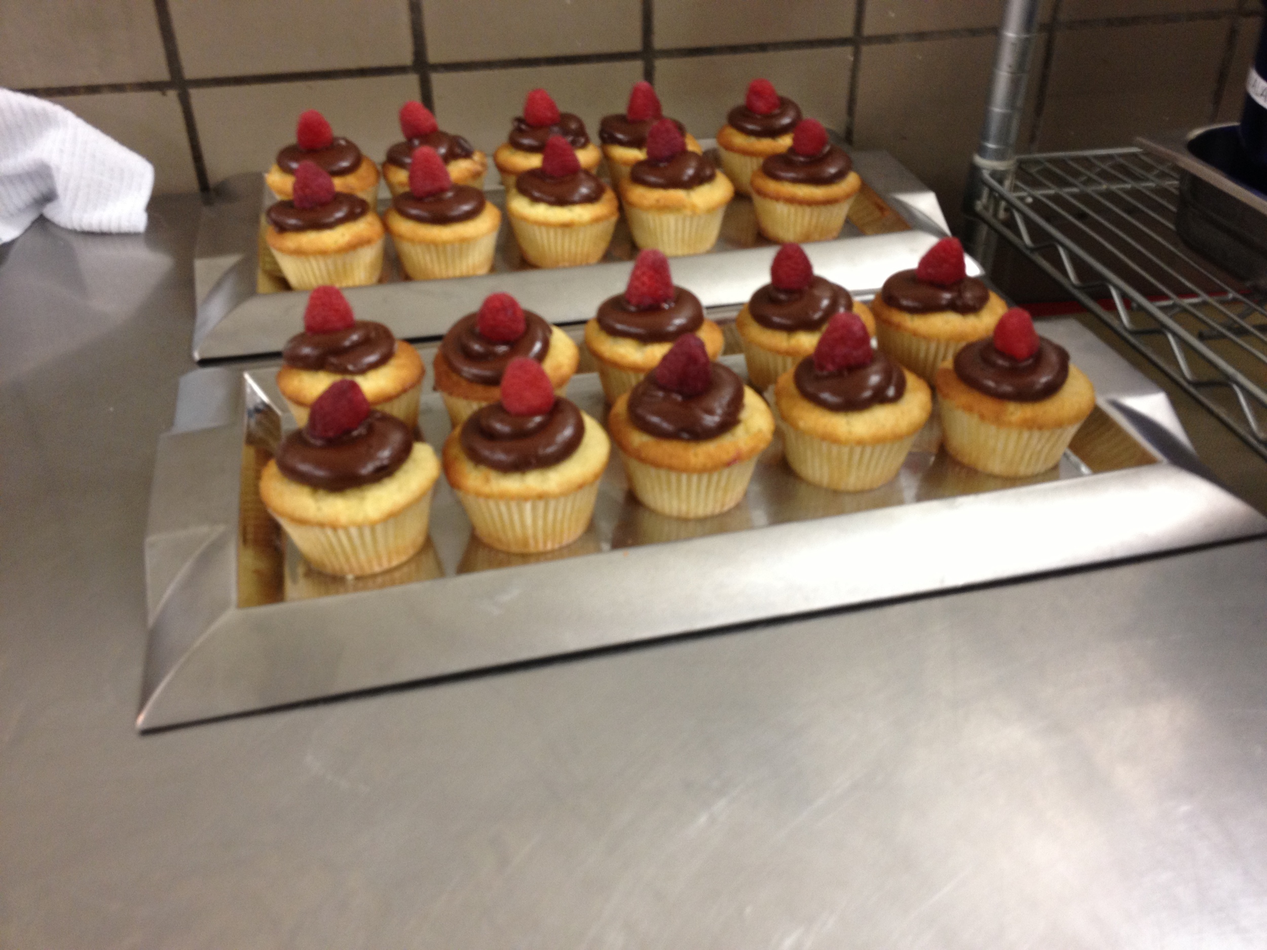 Vanilla Chocolate Cupcakes