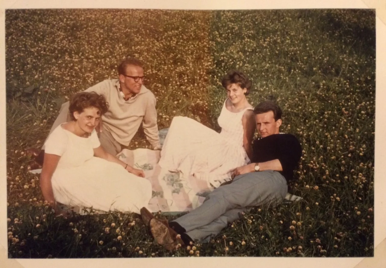 These young (ish) blokes thought they might be in with half a chance with these fräuleins in 1960 in ze Black Forest - in fact they had NO chance. Unlike myself with so much sex appeal in abundance.