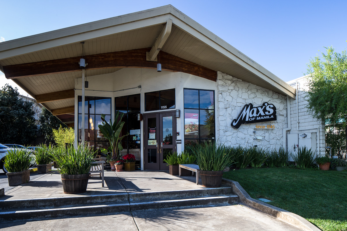 South San Francisco is home for Max's Fried Chicken, a familiar name to Filipino transplants. (Photo by Voltaire Yap)