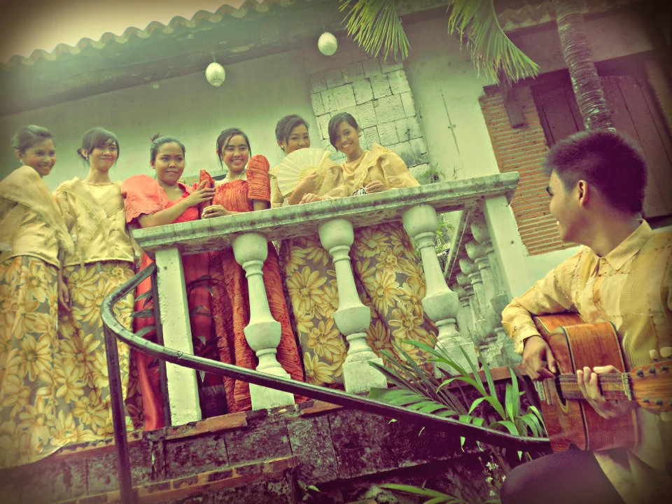 The harana , with traditional barong tagalog and baro't saya (Photo by Mikee Pepito )