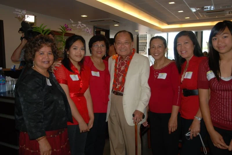 Senator Daniel Inouye (center) with the Filipino Community Center Banda Kawayan (Photo courtesy of the Filipino Community Center)