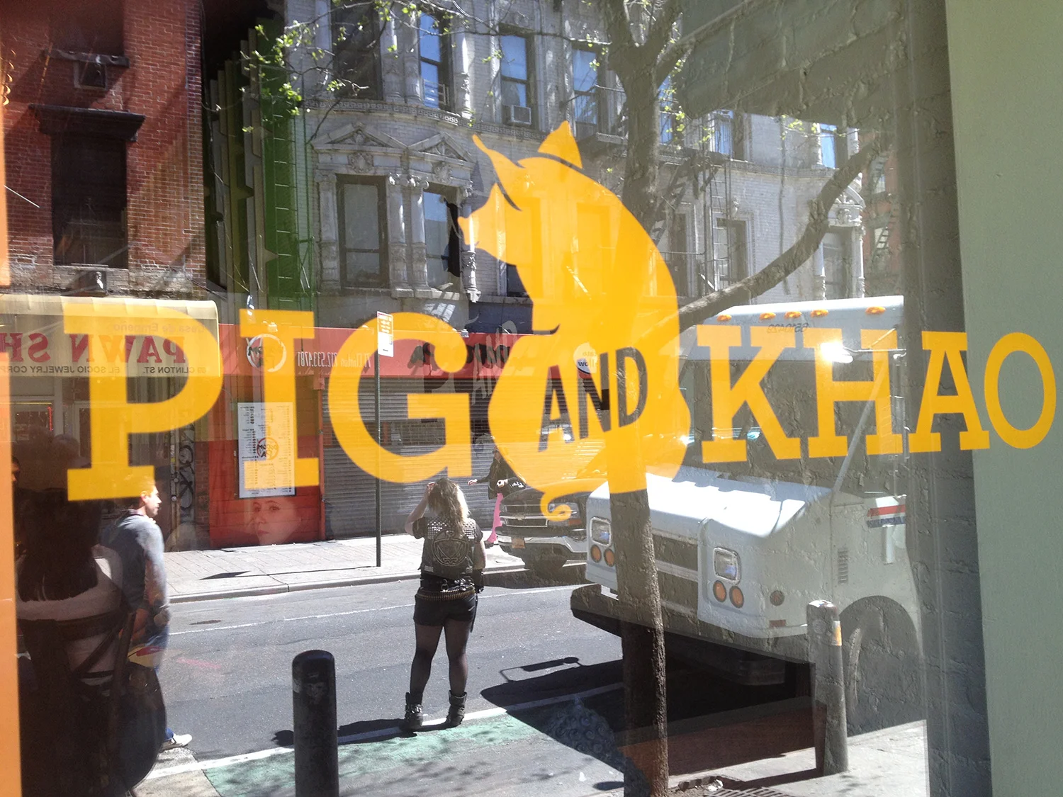 Pig and Khao in New York's Lower East Side. (Photo by Elizabeth Ann Quirino)