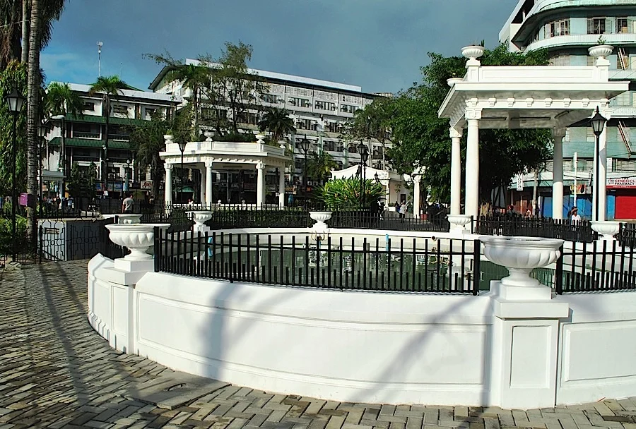 Plaza Pershing (Photo by Bernard Supetran)