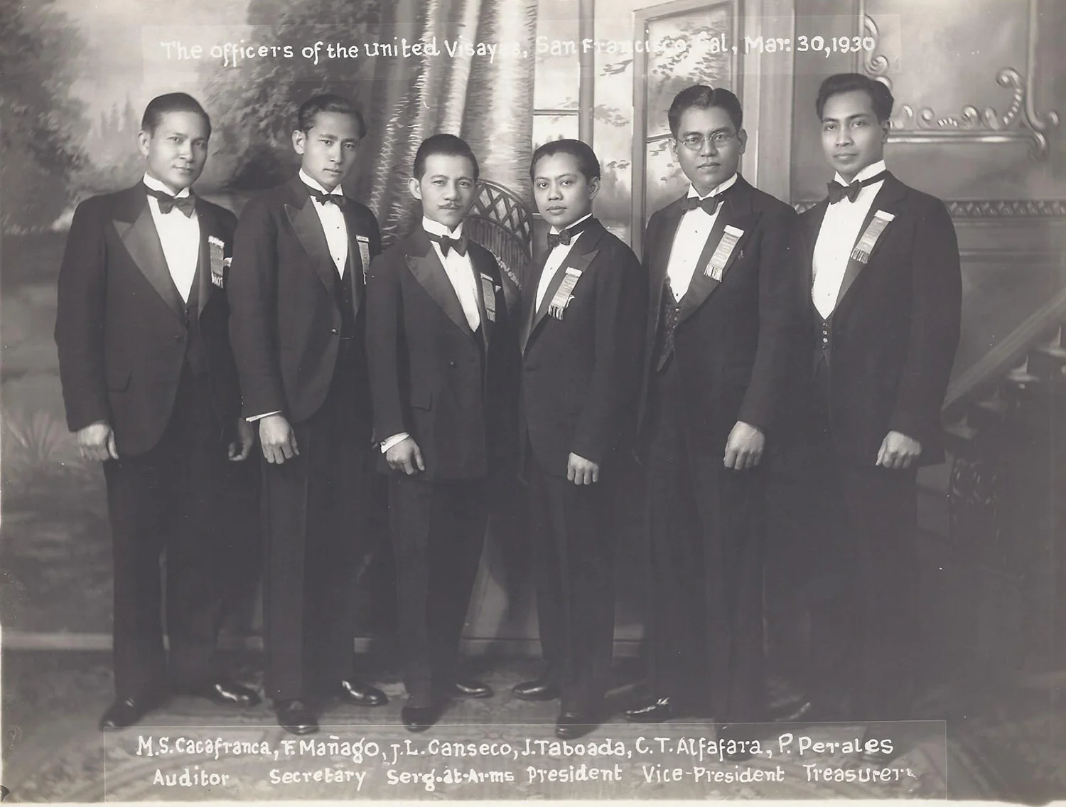 Alfafara (second from right) and the officers of United Visayas of San Francisco (Photo courtesy of Lisa Melnick)
