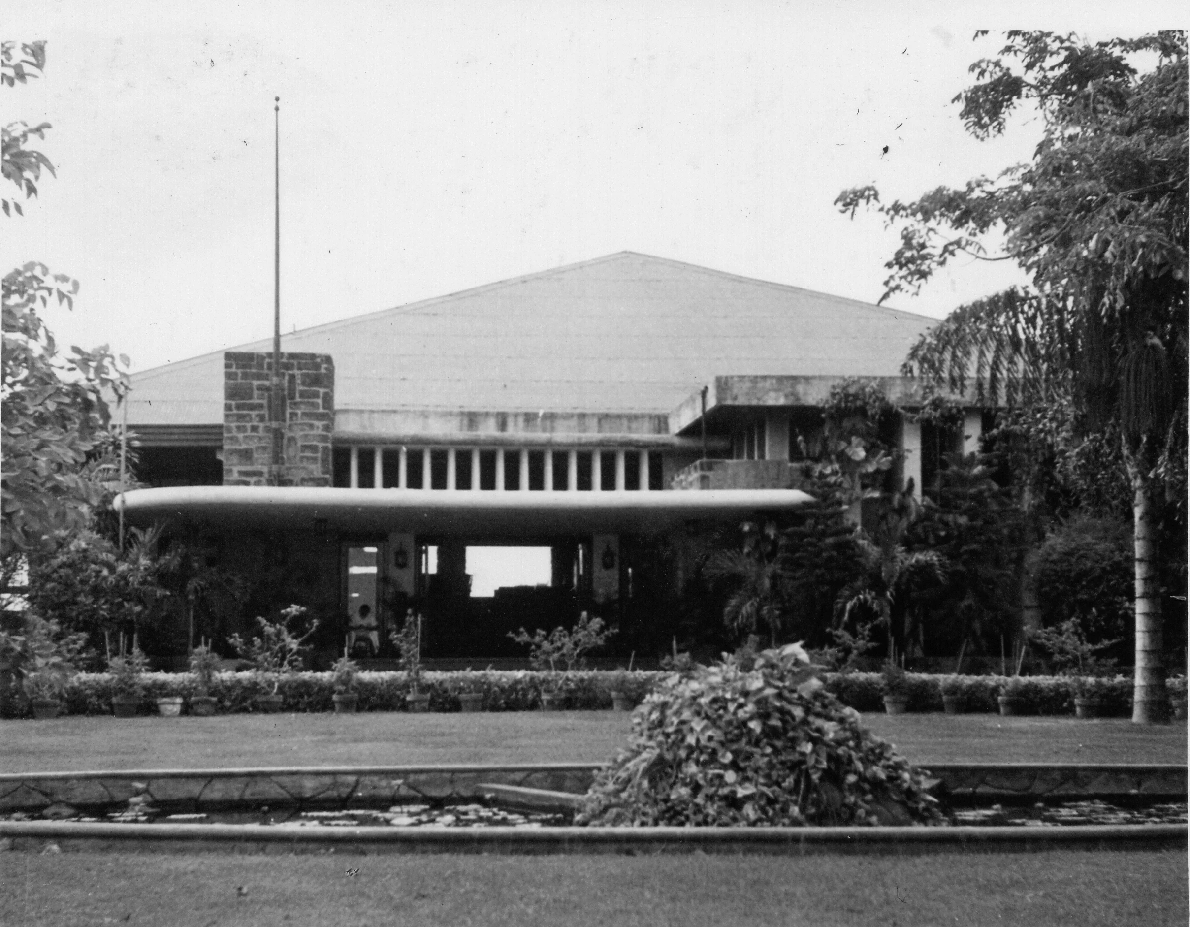 Manila Polo Club (Photo courtesy of Gunter Prittwitz) 