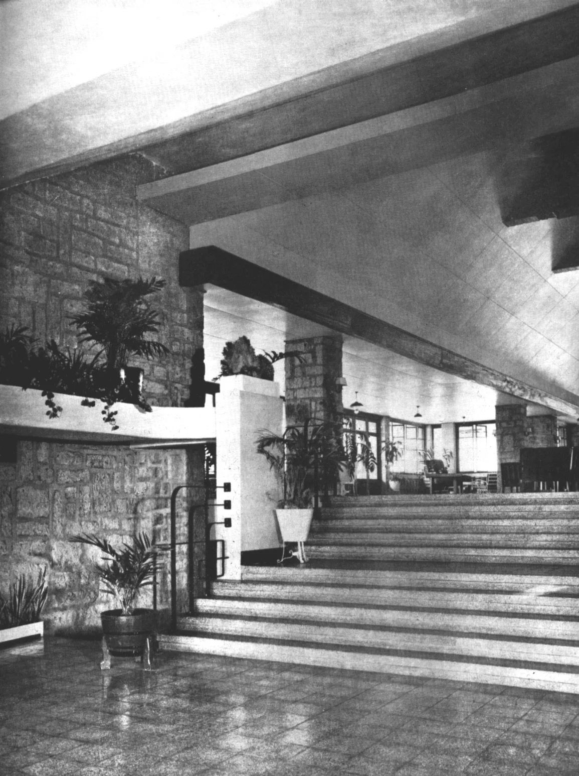 Manila Polo Club entrance (Photo courtesy of Gunter Prittwitz)