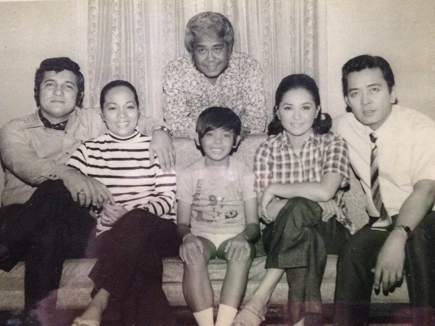 Caridad Sanchez (second from left) with co-stars (L-R) Ronald Remy, Romy Lapuz, Nida Blanca, Luis Gonzales, and Dencio Padilla (standing) in the comedy hit series from the 1970s "Wala Kang Paki" (Photo courtesy of Cathy S. Babao)