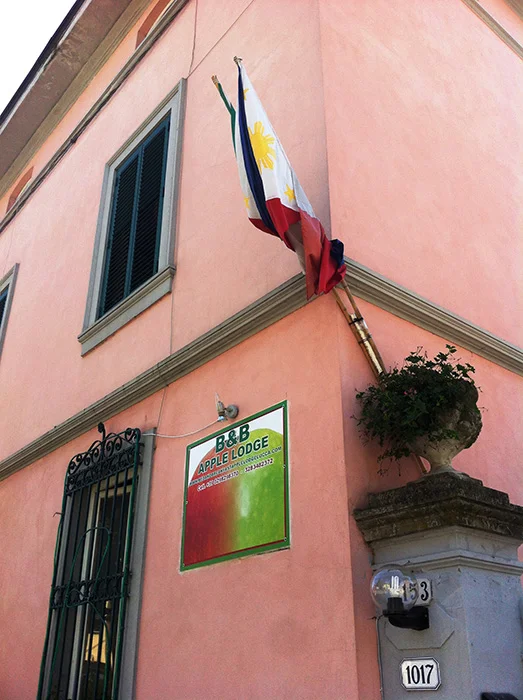 The Philippine flag outside Apple Lodge (Photo by Pepi Nieva)