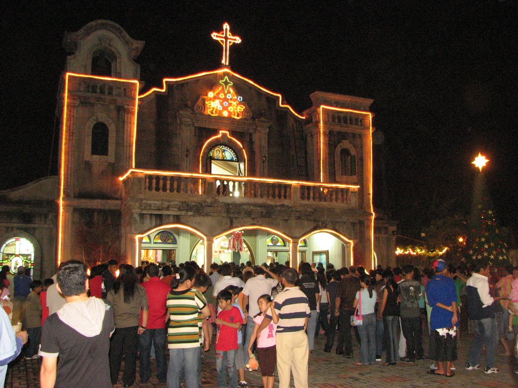 Midnight Mass (Source: panoramio.com)
