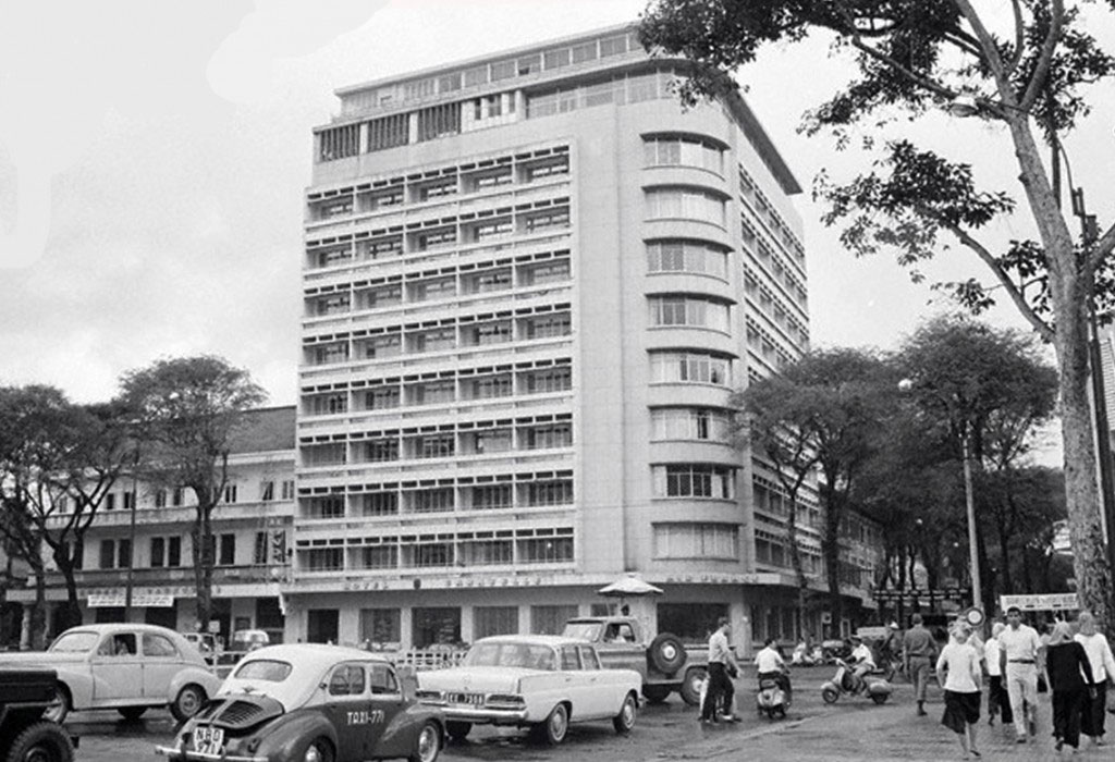 The old Caravelle Hotel (Source: historicvietnam.com)