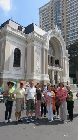 Outside the Opera House (Photo courtesy of Ken Kashiwahara)
