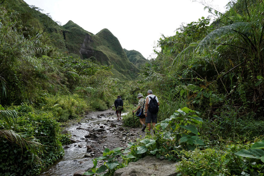 Halfway point (Photo by Sonny Siasoco)