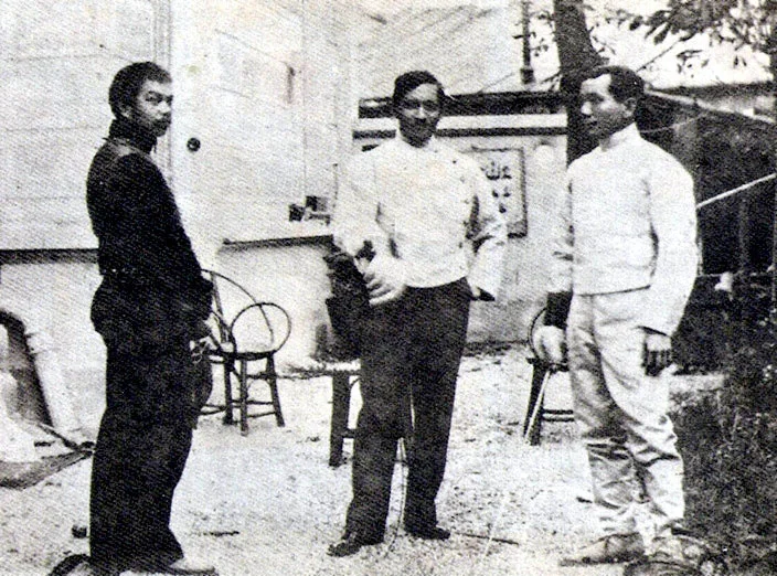Jose Rizal (middle) with Juan Luna (left) and Valentin Ventura.